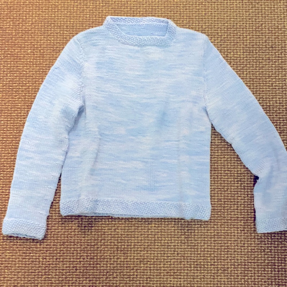 Beautiful lavender/blue sweater. No tag